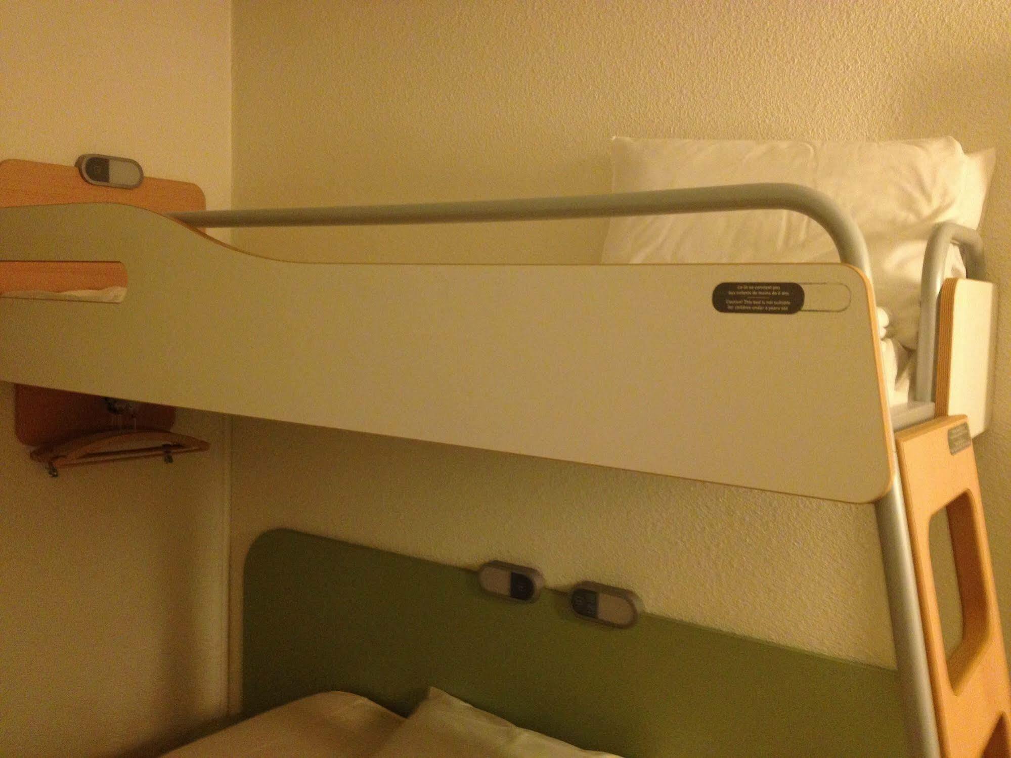 B&B Hotel Cergy Pierrelaye Dış mekan fotoğraf